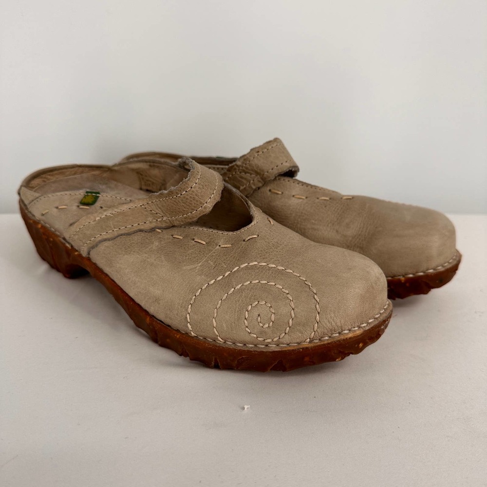 El Naturalista Iggdasil 096 Leather Mules Size 38 / 8